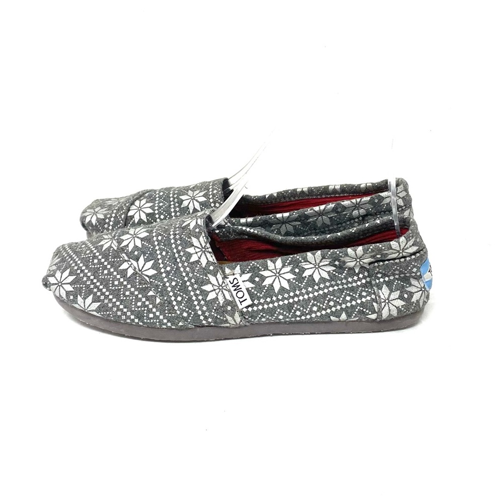Toms